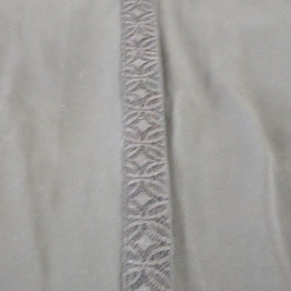 Women's top size Small silky black blouse open detail - Picture 6 of 10